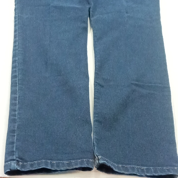 Women's Lee Easy Fit Jeans - Picture 5 of 12